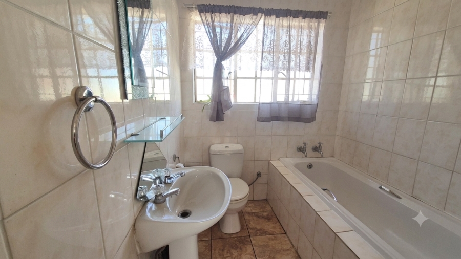 4 Bedroom Property for Sale in Sasolburg Ext 11 Free State